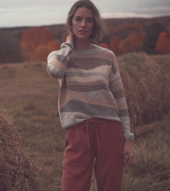 Mountain Crew Neck Pullover
