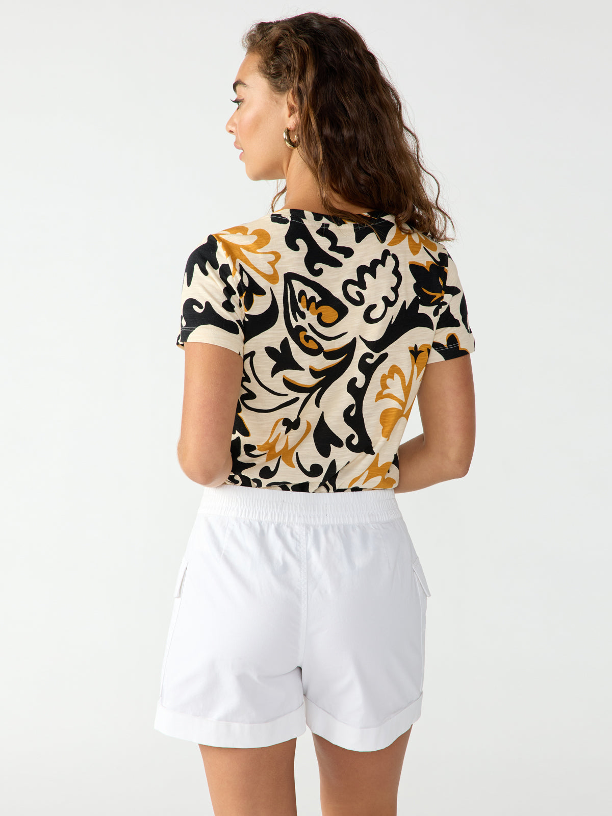 The Perfect Tee - Golden Hour