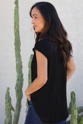 Short Sleeve Gauze V-Neck Embroidery and Lace Black