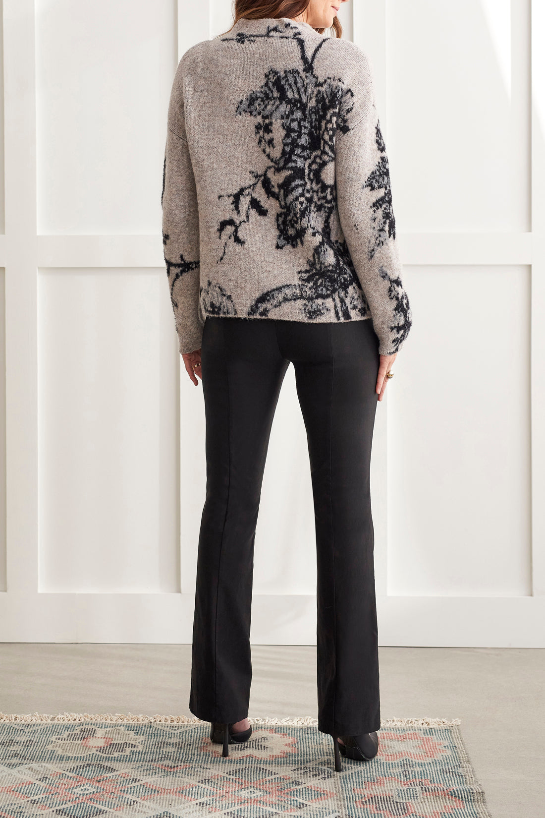 Seamed Flatten It Pull On Pant, Black