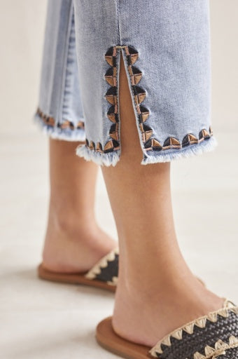 Audrey Pull On Jean Straight Leg w/ Embroidery