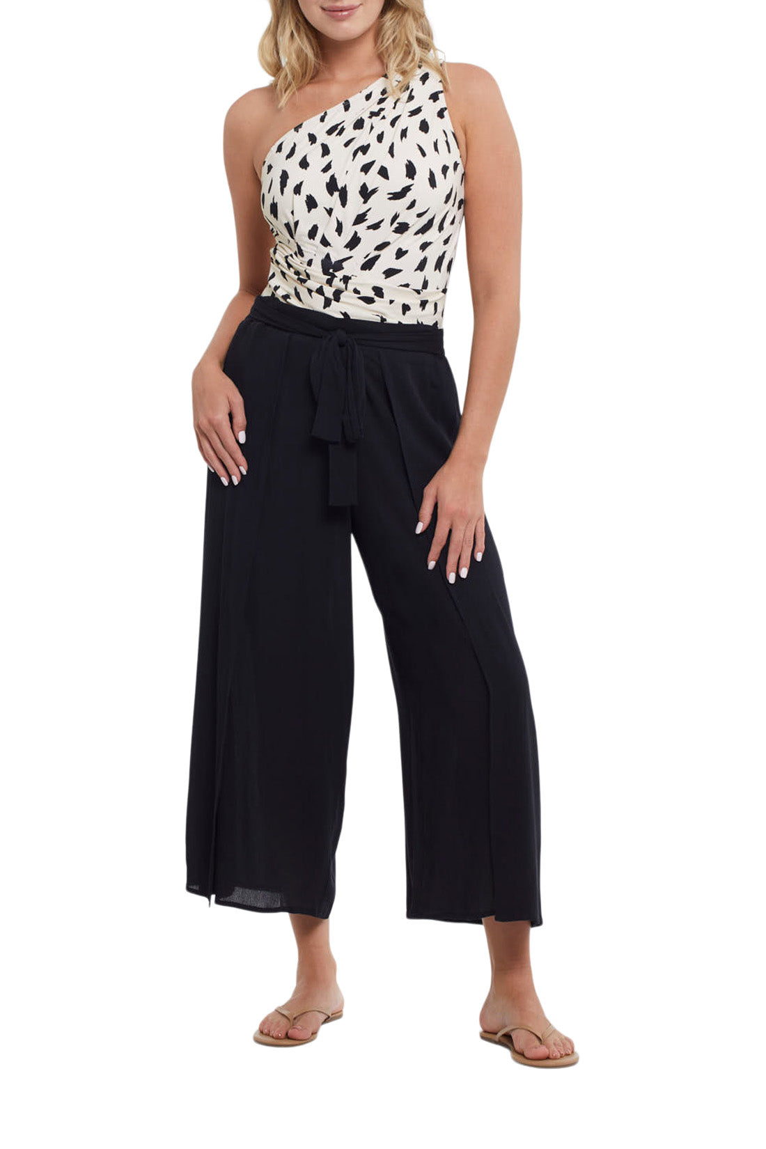 Pull-On Cover Up Capri Pant